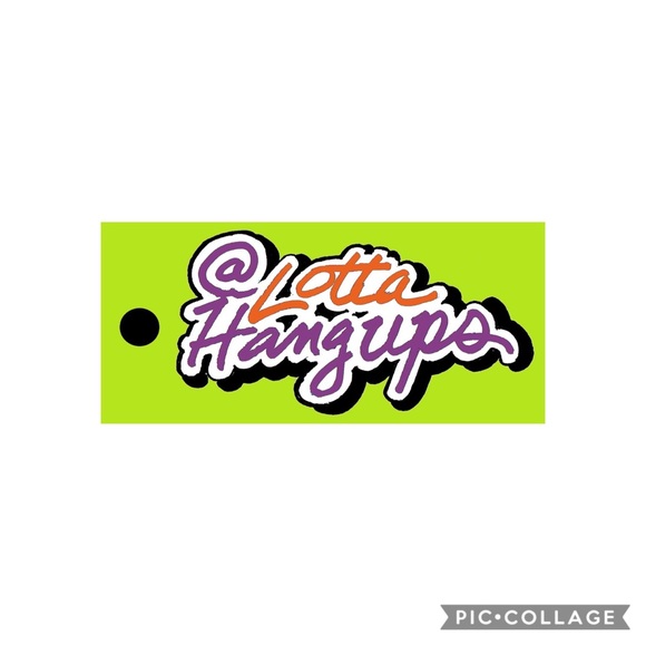 Meet your Posher, Linda 🚭 - Picture 2 of 7